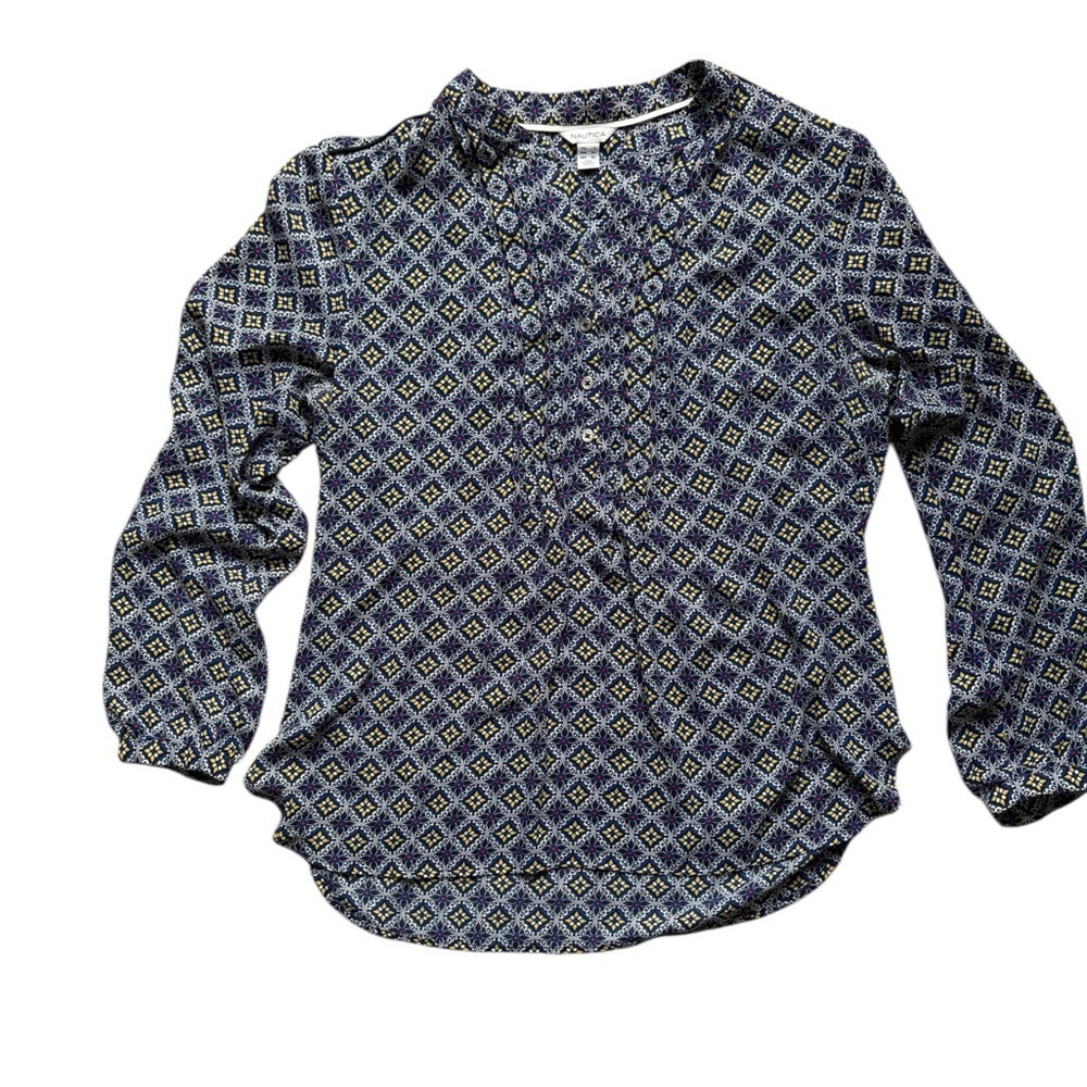 Nautica Blue and Yellow fun multi-colored float shirt with accents size L